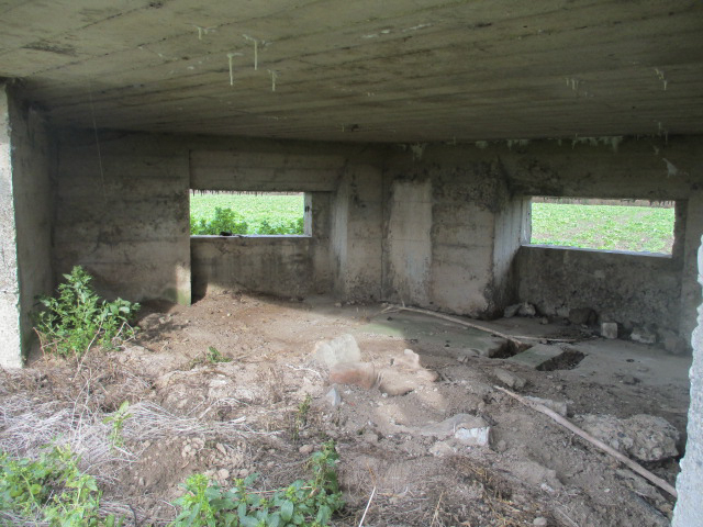 Ligne Maginot - B366BIS - LE ROTELEUX - (Blockhaus pour canon) - Intérieur du blockhaus. - Smardz Félix