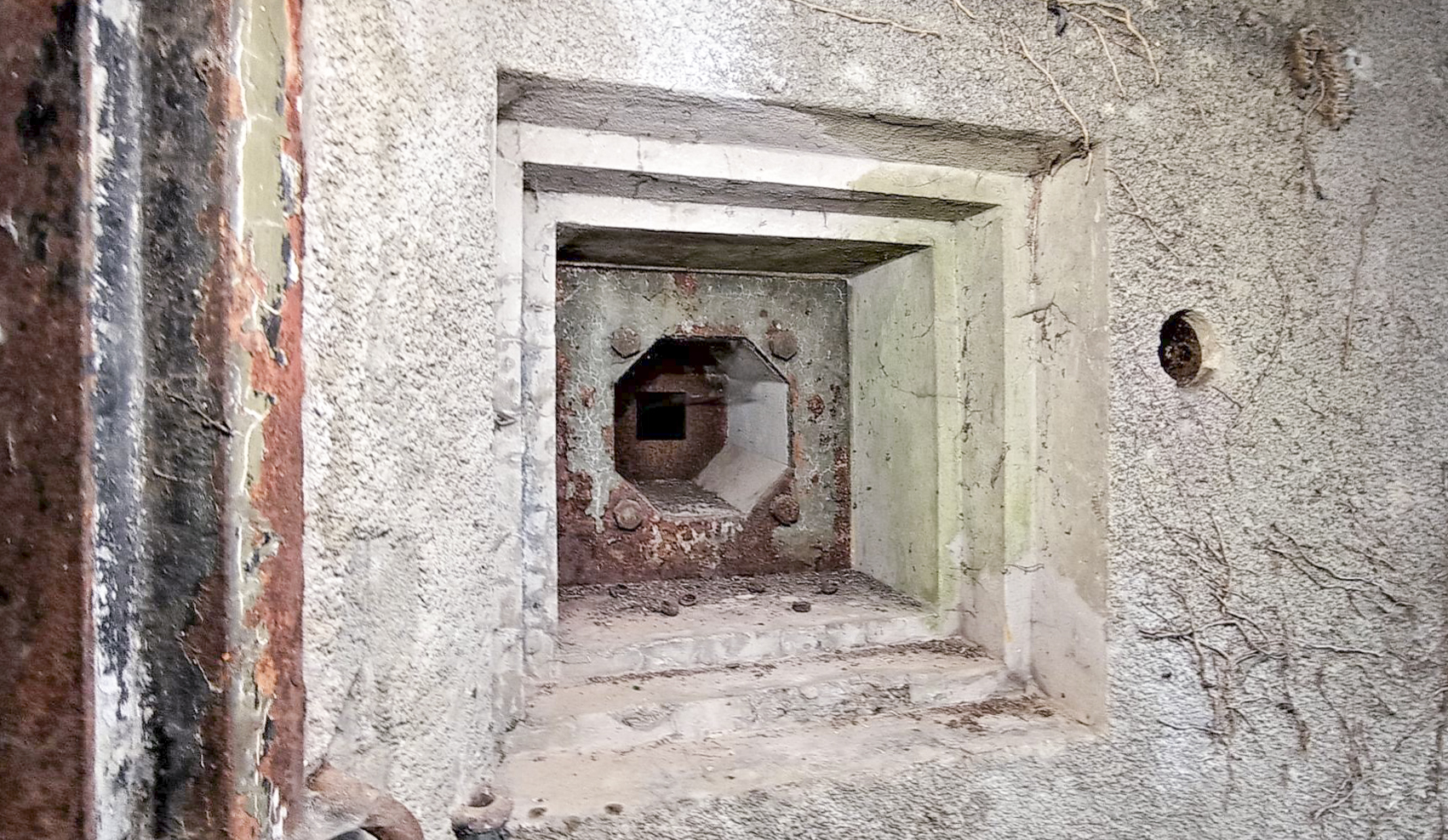 Ligne Maginot - BUCHHOLZBERG (I / 79° RIF) - (Abri) - Créneau FM de protection de l'entrée - Baptiste GAUDIN