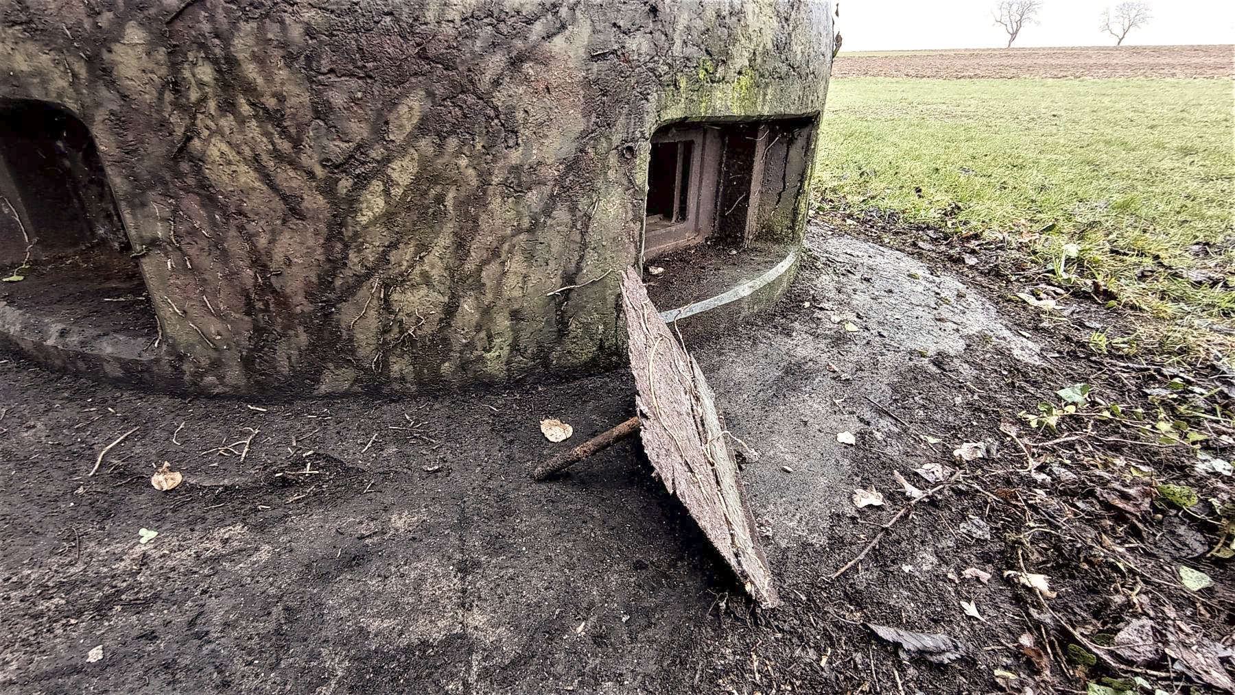 Ligne Maginot - BUCHHOLZBERG (I / 79° RIF) - (Abri) - La cloche GFM Ouest avec le reste d'un volet temps de paix - Baptiste GAUDIN