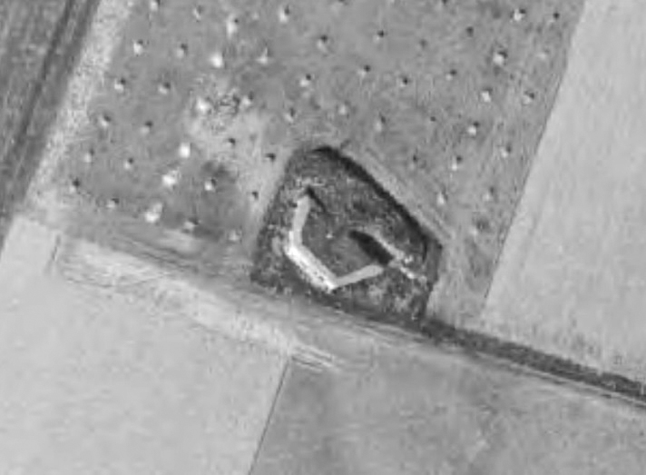 Ligne Maginot - B314bis - GRUSON Nord (Blockhaus pour canon) - Vu de près... - IGN - Géoportail 1965