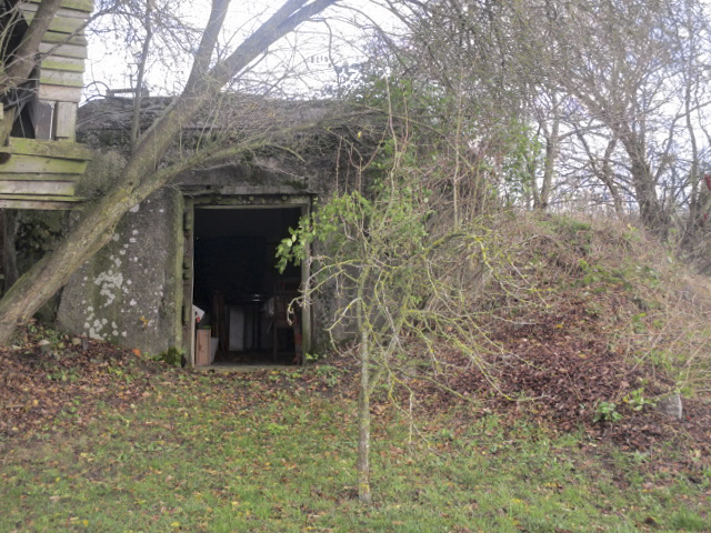 Ligne Maginot - B361 - CUL DU FOUR EST - (Blockhaus pour canon) - Situé entre le chemin de terre venant du Grand Ridoir et la rue du Gris Massart. - Smardz Félix
