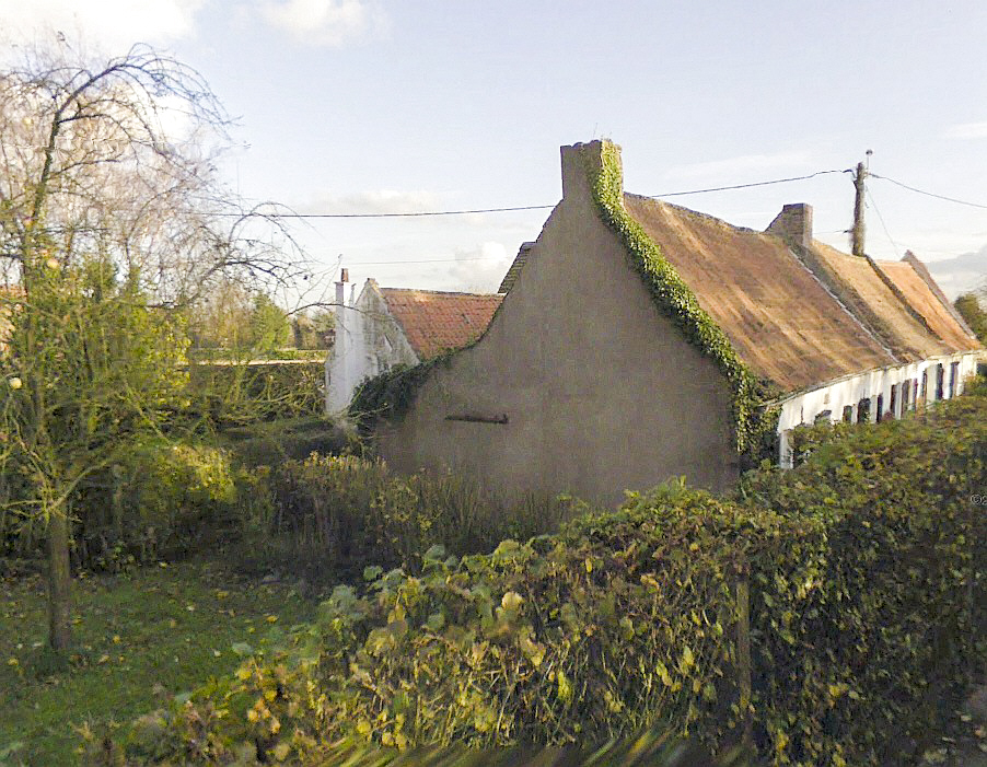 Ligne Maginot - BEF 198 - LES RESAILLES NORD - (Blockhaus pour canon) -  - Google StreeView