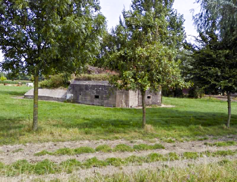 Ligne Maginot - BEF 722 - LA BLANCHE BANNIERE SUD - (Blockhaus pour arme infanterie) -  - Google StreetView