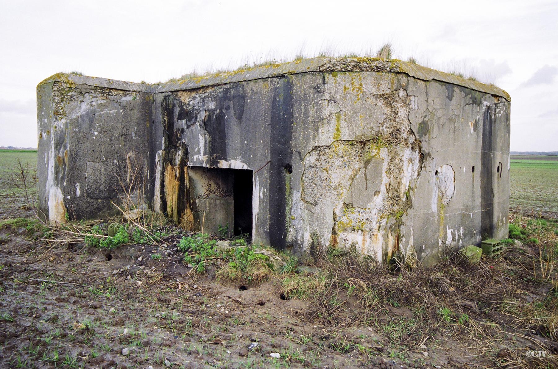 Ligne Maginot - BEF 323 - L'EPINETTE OUEST - (Blockhaus pour canon) - L'entrée du matériel - Caspar Vermeulen