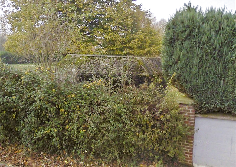 Ligne Maginot - BEF 433 - CIMETIÈRE de BACHY (Blockhaus pour arme infanterie) - En 2008 - Google Streetview