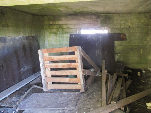Ligne Maginot - BEF 472 - BOIS JACOB SUD - (Blockhaus pour canon) - Intérieur du blockhaus. - Smardz Félix