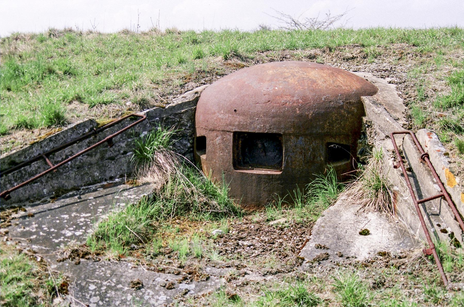 Ligne Maginot - BAMBIDERSTROFF SUD - C71 - (Casemate d'infanterie) - Cloche JM centrale - Lia VERMEULEN