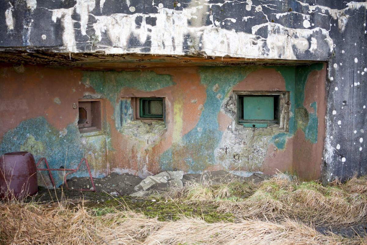 Ligne Maginot - BAMBIDERSTROFF NORD - C70 - (Casemate d'infanterie) - Créneaux FM, JM et JM/47
Le camouflage est encore bien visible - Fré Do