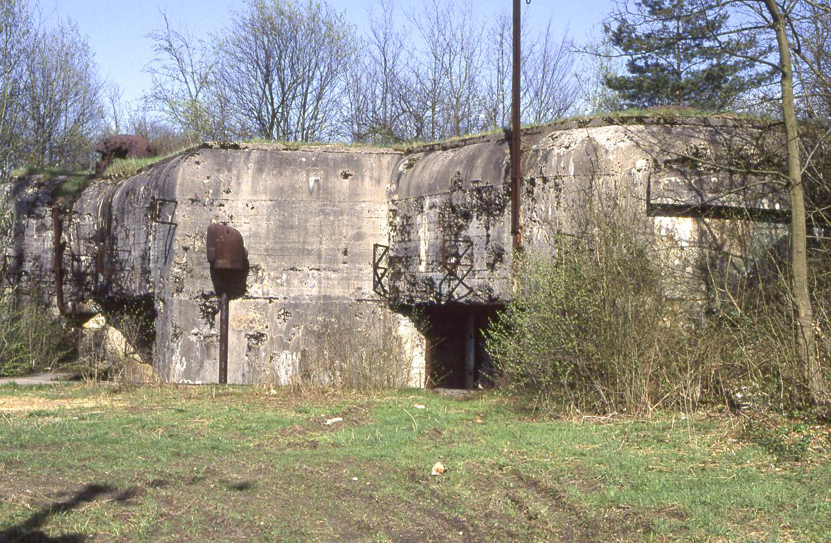 Ligne Maginot - KERFENT - A34 - (Ouvrage d'infanterie) - Bloc 2
Vue générale - Valentin Hemmert