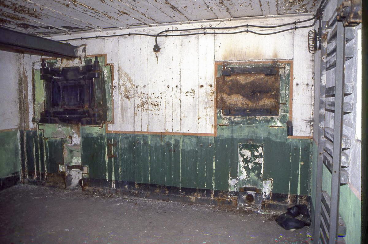 Ligne Maginot - KERFENT - A34 - (Ouvrage d'infanterie) - Bloc 2
Chambre de tir - Valentin Hemmert