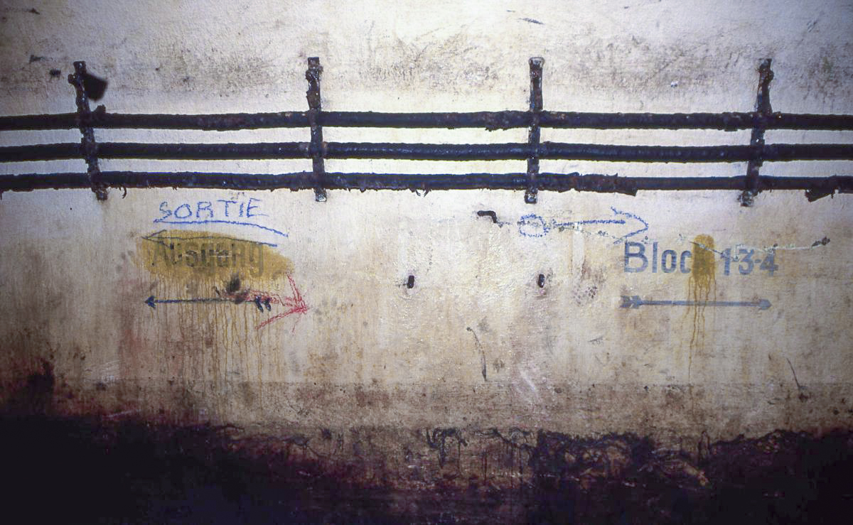 Ligne Maginot - KERFENT - A34 - (Ouvrage d'infanterie) - Inscriptions en allemand dans la galerie - Valentin Hemmert