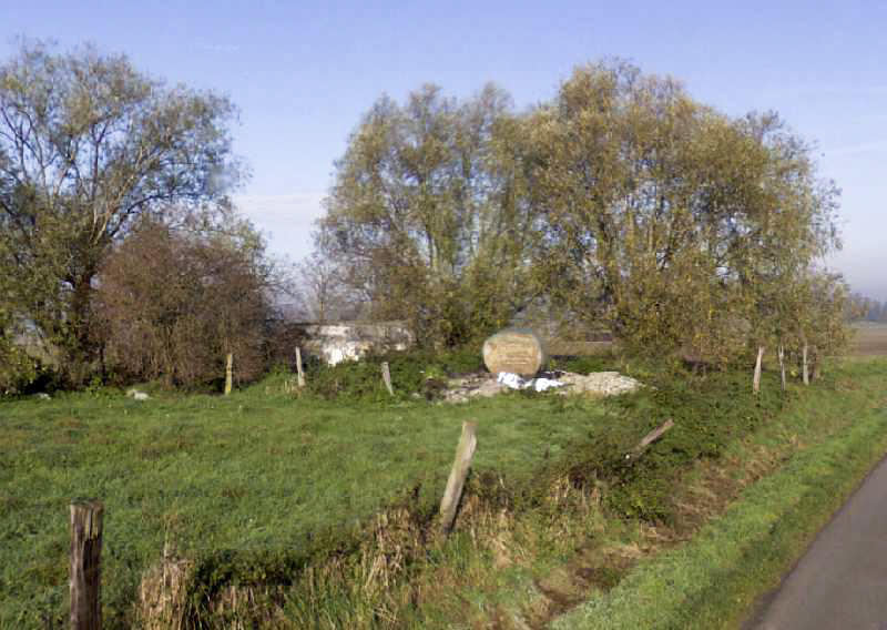 Ligne Maginot - BEF 522 - VERDONPRE SUD - (Blockhaus pour arme infanterie) -  - Google StreetView