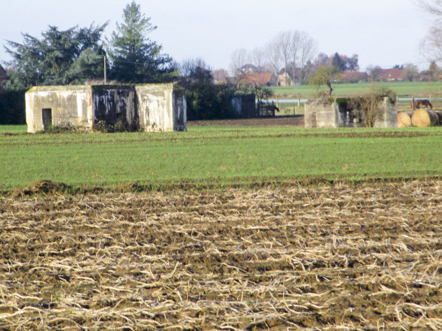 Ligne Maginot - BEF 580 - MOULIN du MARAIS Sud 1 (Blockhaus pour arme infanterie) - Les deux blockhaus Moulin du Marais Sud 2 et 1 - Smardz Félix