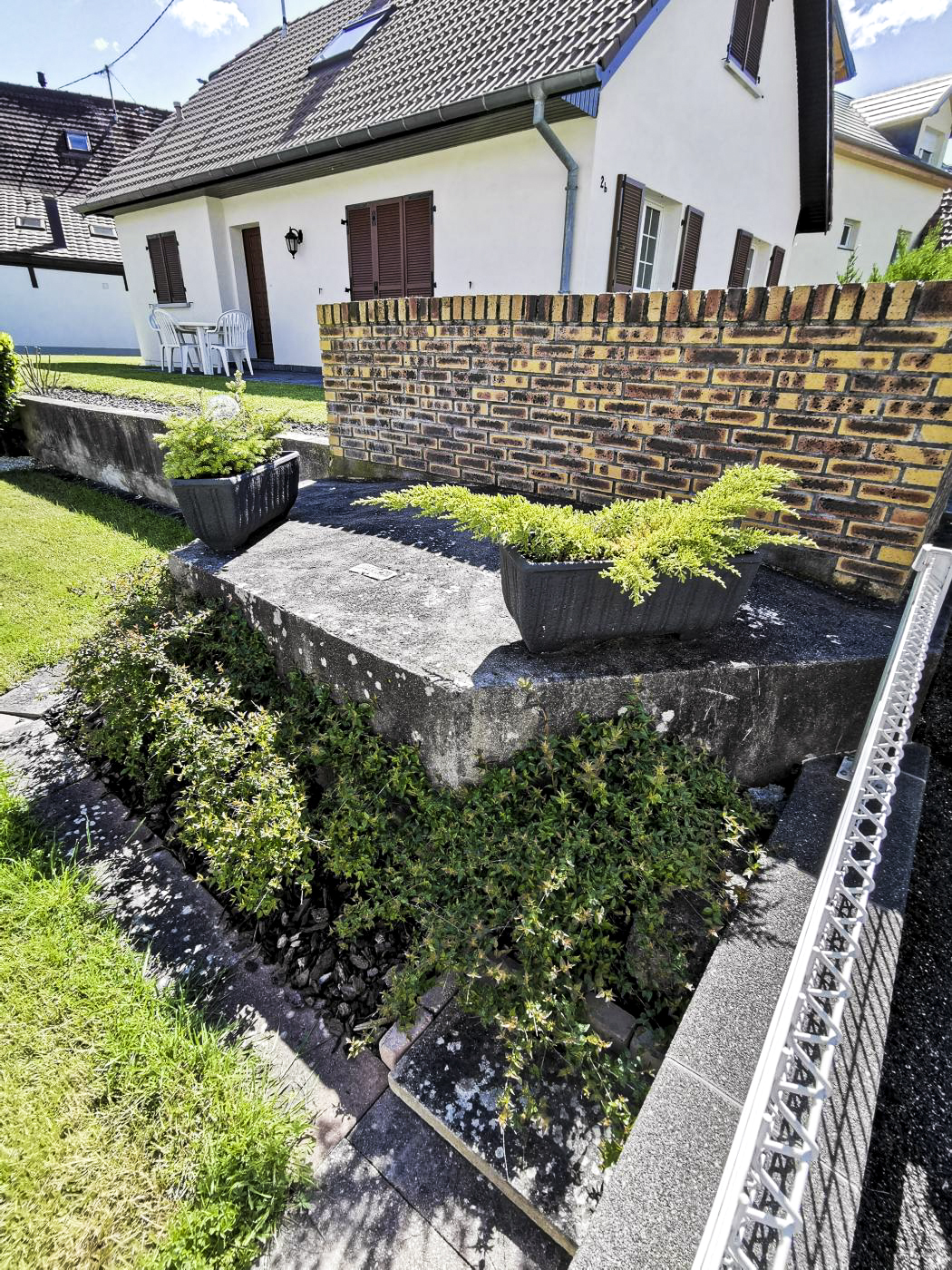 Ligne Maginot - ROSENAU CENTRE 3 - (Blockhaus pour arme infanterie) - Autre point de vue. - leiraph