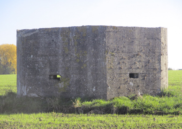 Ligne Maginot - BEF 632 - LA COUR - (Blockhaus pour arme infanterie) -  - Smardz Félix