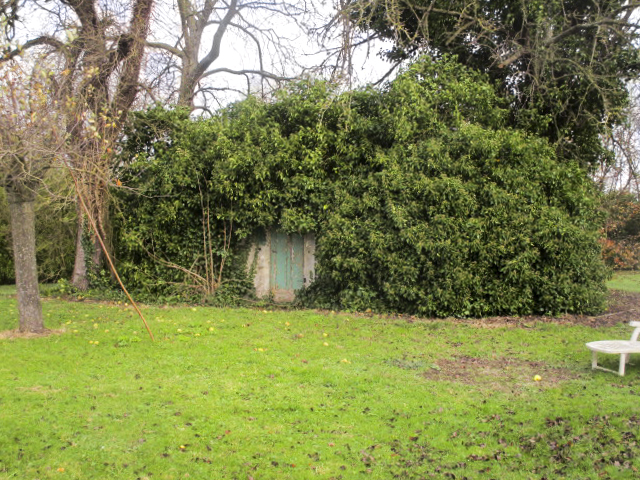 Ligne Maginot - BEF 637 - PONT CAILLOU NORD - (Blockhaus pour arme infanterie) - Le blockhaus, visible de la rue Molière, est situé dans une propriété privée. - Smardz Félix
