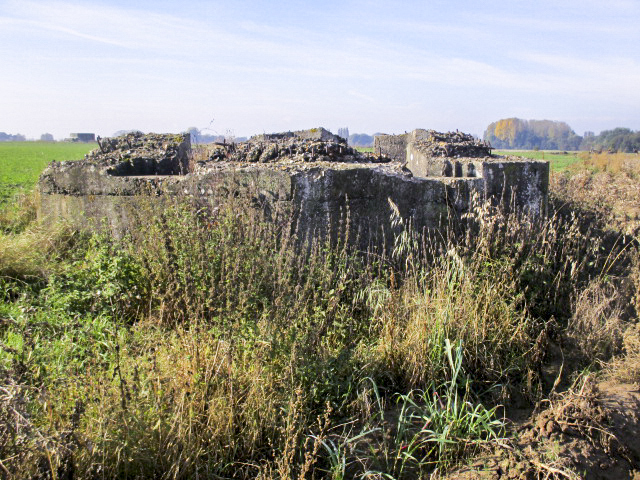 Ligne Maginot - BEF 578C - ERMITAGE EST - (Blockhaus pour arme infanterie) -  - Smardz Félix