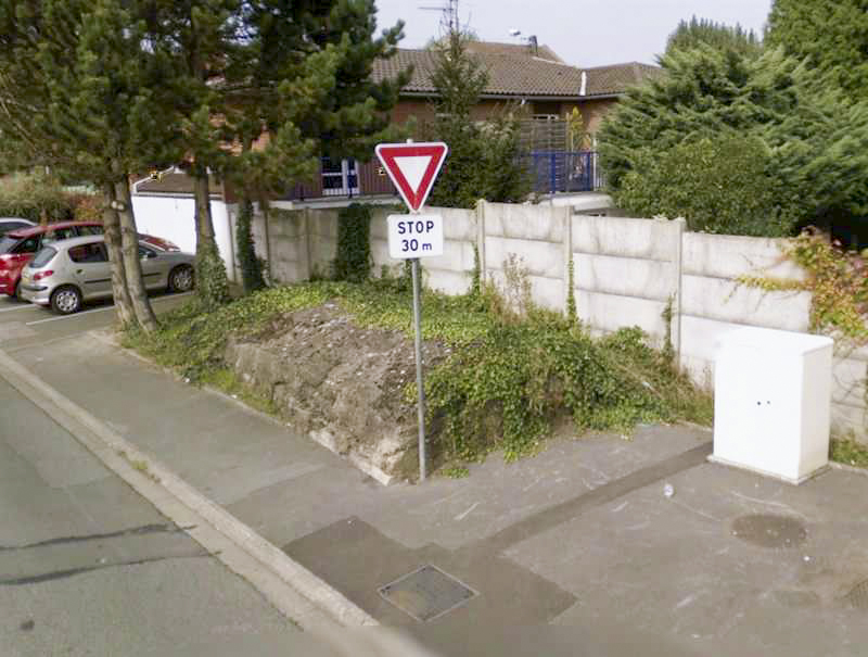 Ligne Maginot - BEF 728 - FRELINGHIEN CENTRE - (Blockhaus pour arme infanterie) -  - Google StreetView