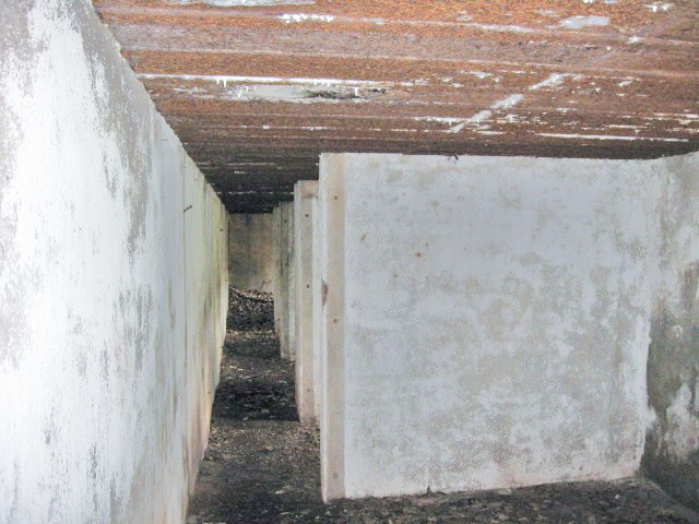 Ligne Maginot - MONTBRONN ( KUSTERWALD ) - (PC) - Couloir d'accès aux 5 chambres - Christian LENHARD