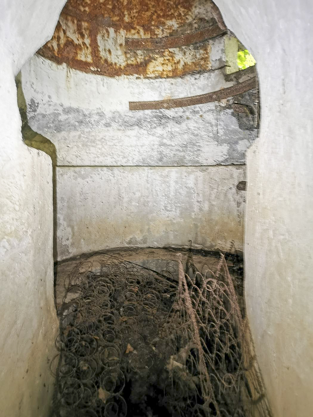 Ligne Maginot - KEMBS NORD 3 - (Blockhaus pour arme infanterie) - La coupole vue de l'extérieur. - leiraph