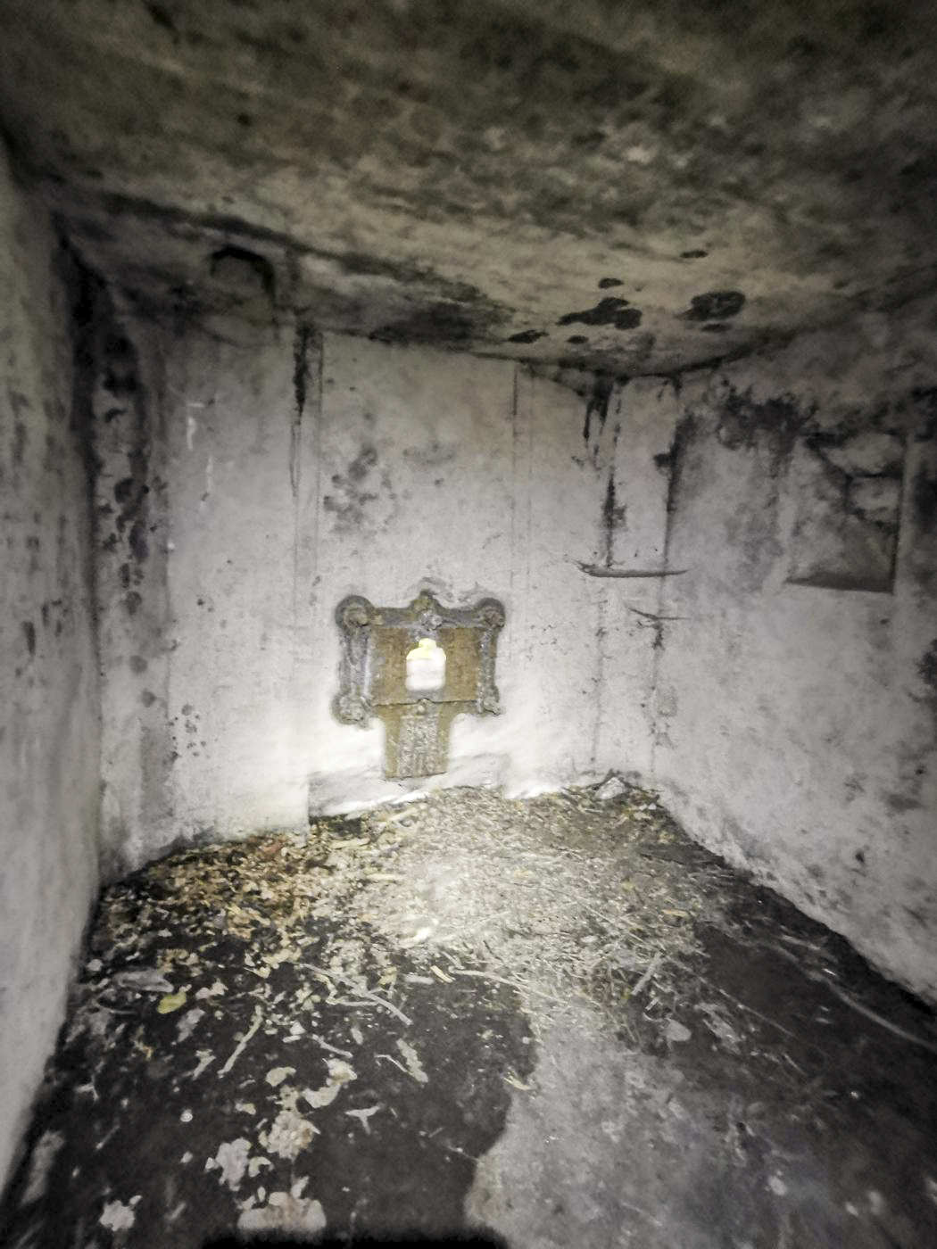 Ligne Maginot - B591 - RICHARDSHAEUSER 5 - (Blockhaus pour arme infanterie) - La chambre de tir, partie gauche. - leiraph
