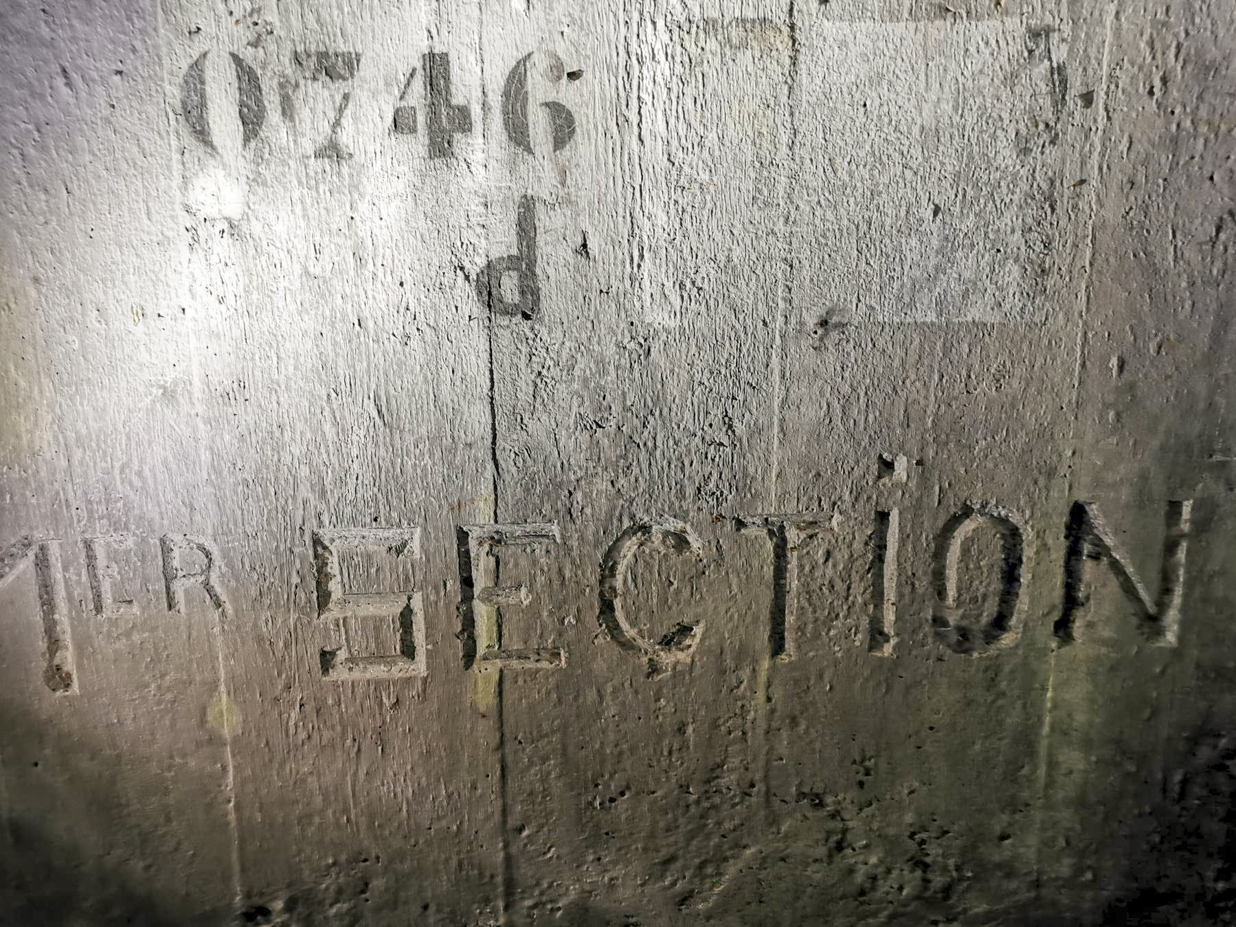 Ligne Maginot - B591 - RICHARDSHAEUSER 5 - (Blockhaus pour arme infanterie) - Sur le mur gauche à l'entrée, sur le mur, se trouve cette inscription. - leiraph