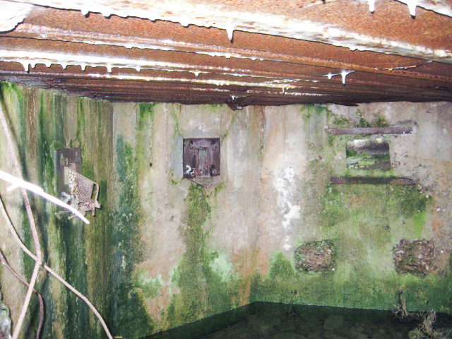 Ligne Maginot - FERME WELSCHHOF NORD - (Blockhaus pour arme infanterie) - L'intérieur - Christian LENHARD