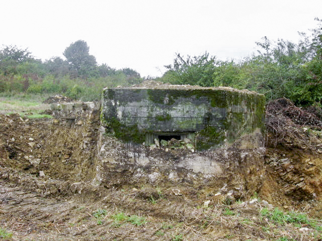 Ligne Maginot - GARTEN 1 - (Blockhaus pour arme infanterie) - Créneau mitrailleuse - Christian LENHARD