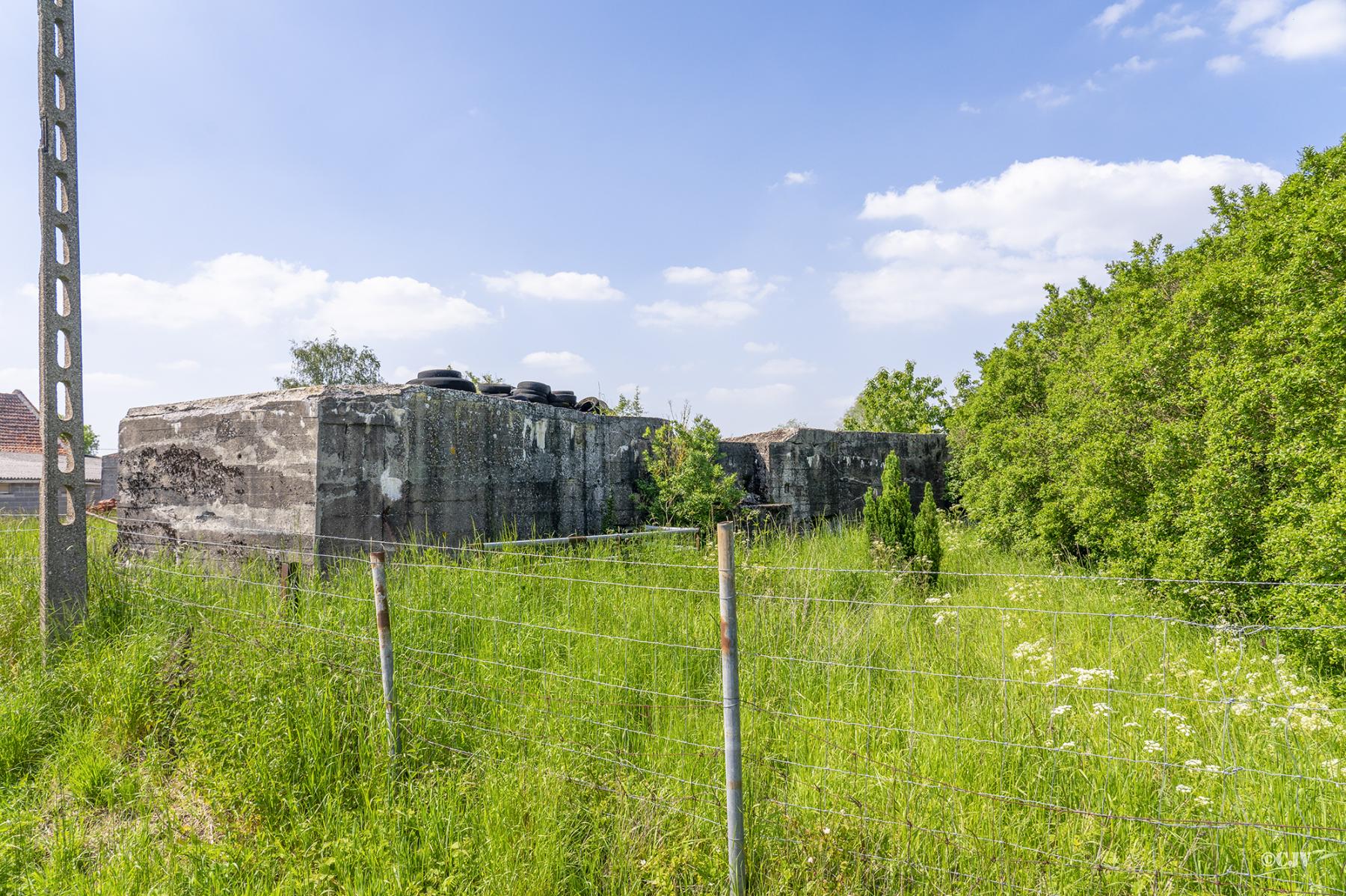 Ligne Maginot - BEF 9 - CHATEAU DES BOIS SUD - (Abri) -  - Lia VERMEULEN