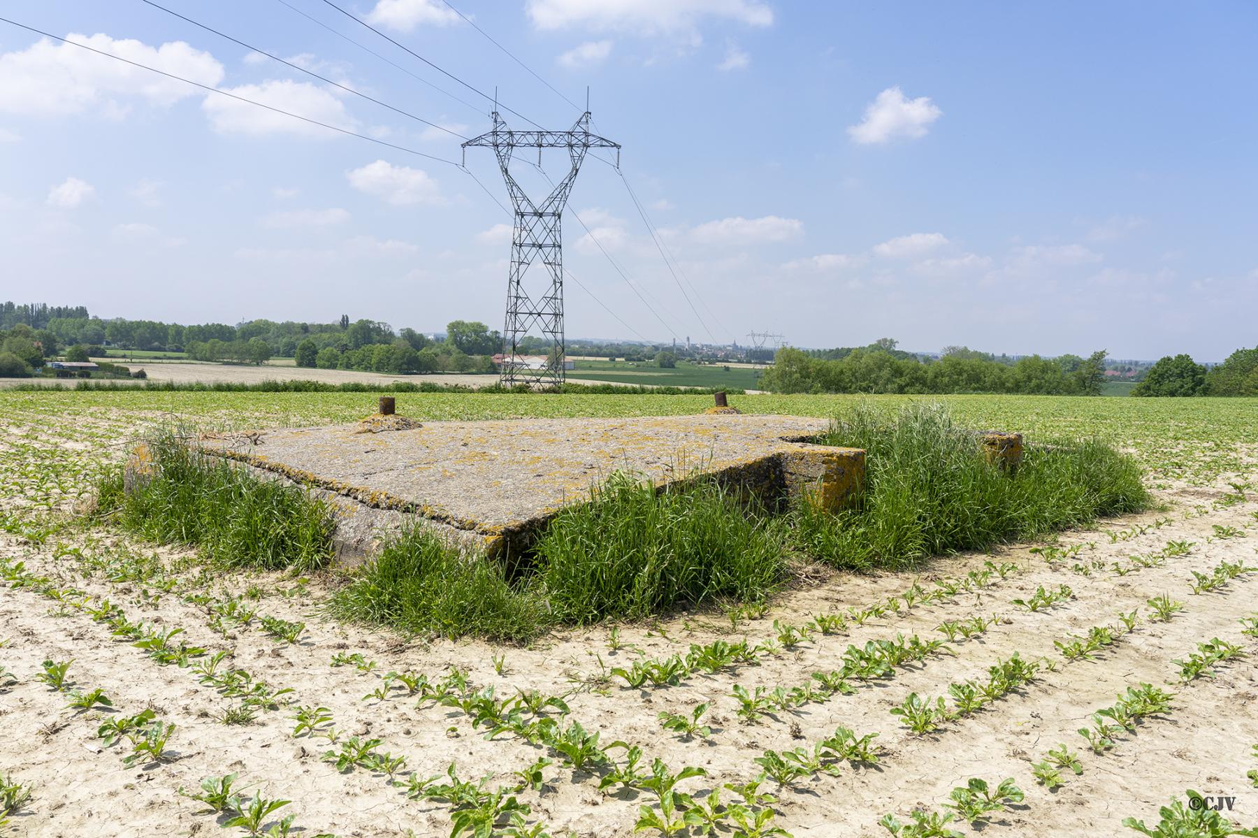 Ligne Maginot - BEF 721 - LE MOULIN à L'HUILE - (Blockhaus pour arme infanterie) - L'arrière du blockhaus - Lia VERMEULEN