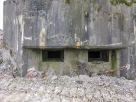 Ligne Maginot - MERRENRIED 3 - (Blockhaus pour arme infanterie) - Façade de tir
Les créneaux Mitrailleuses