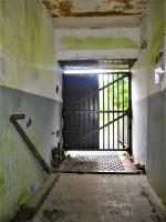 Ligne Maginot - FOUR A CHAUX - FAC - (Ouvrage d'artillerie) - Entrée des hommes
Grille et passerelle amovible