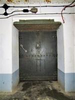 Ligne Maginot - FOUR A CHAUX - FAC - (Ouvrage d'artillerie) - Entrée des hommes
Porte blindée