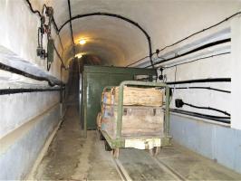Ligne Maginot - FOUR A CHAUX - FAC - (Ouvrage d'artillerie) - Plan incliné
Portique de chargement/déchargement inférieur