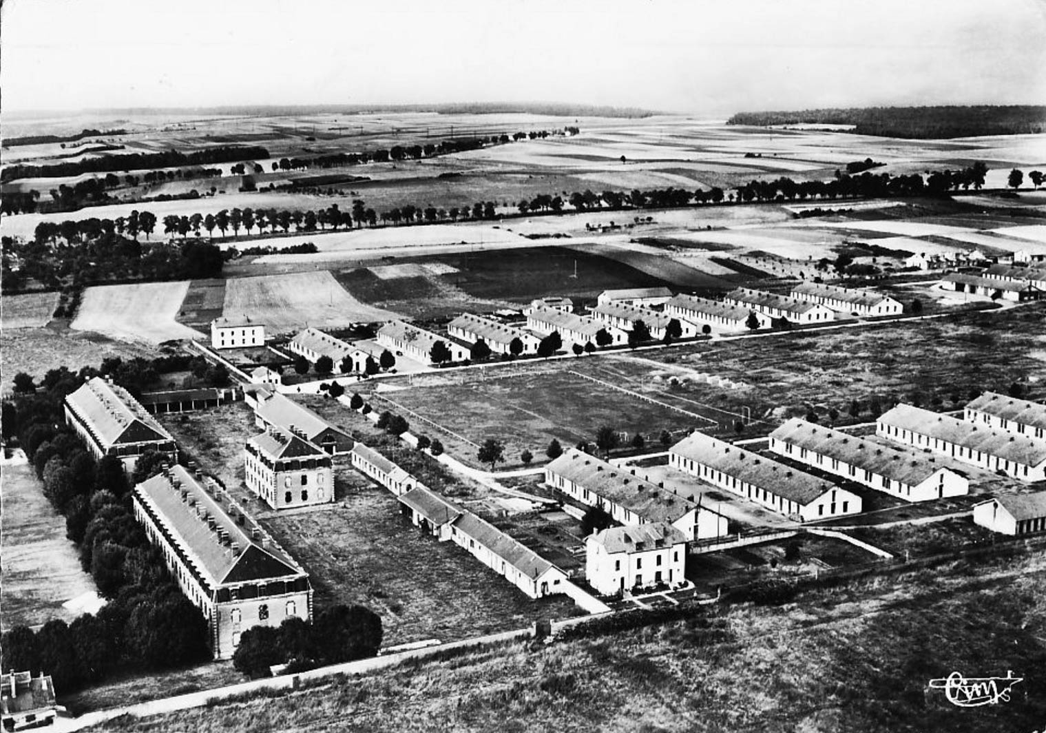 Ligne Maginot - STENAY - CASERNE CHANZY - (Camp de sureté) - Vue d'ensemble de la caserne - Inconnu
