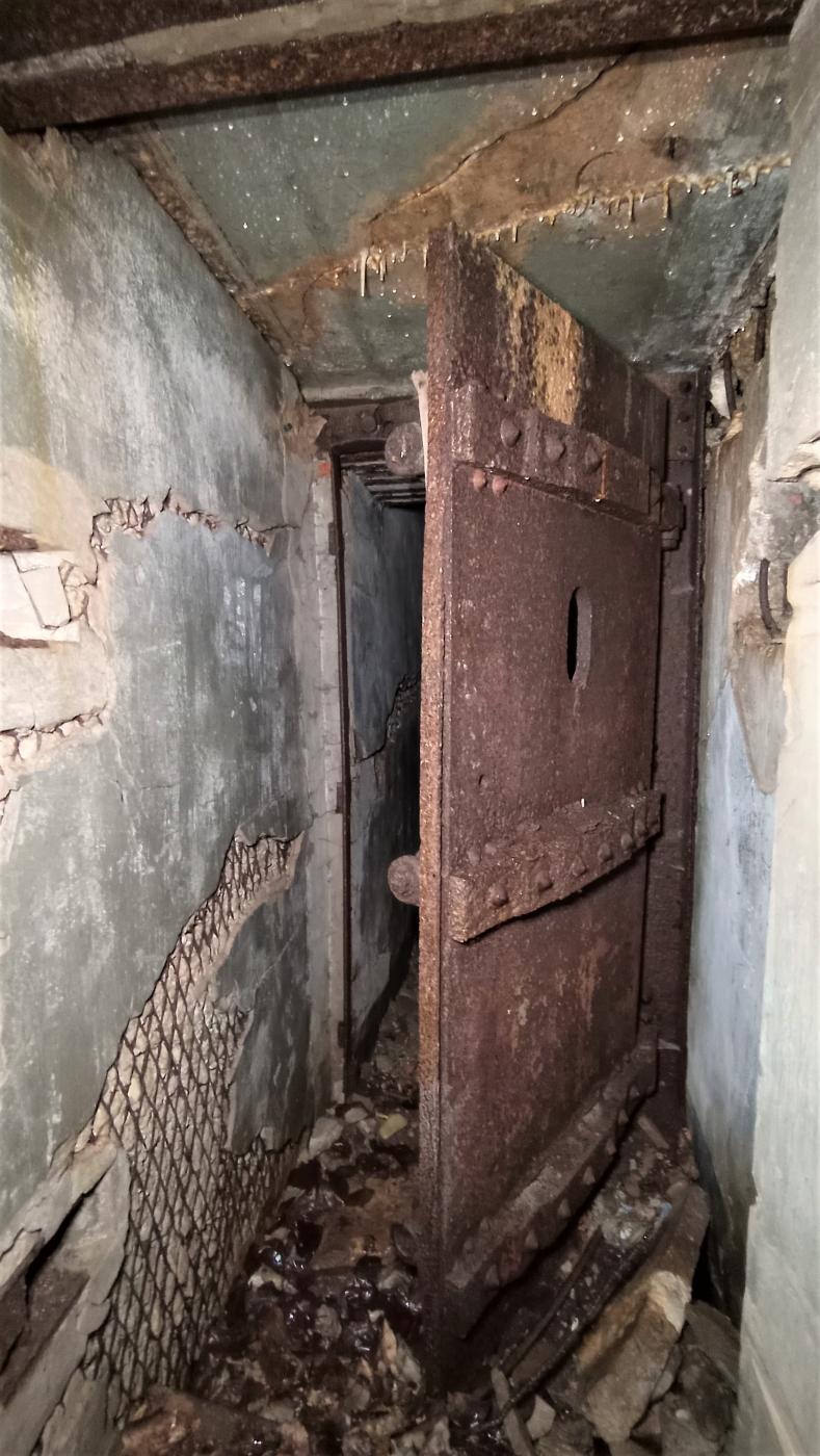 Ligne Maginot - HOCHWALD C2 - (Casemate d'infanterie) - Sas Protégé de l'entrée  - Baptiste GAUDIN