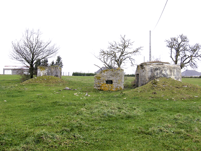 Ligne Maginot - KOPP 5 - (Blockhaus pour arme infanterie) - Deux blockhaus mitrailleuses et un blockhaus léger pour fusil mitrailleur - Christian LENHARD