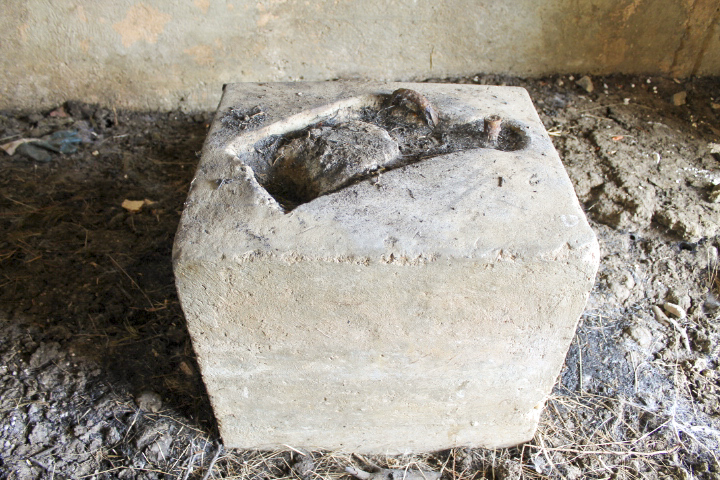 Ligne Maginot - MERRENBAND 2 - (Blockhaus pour canon) - Socle pour la bêche du canon - Christian LENHARD