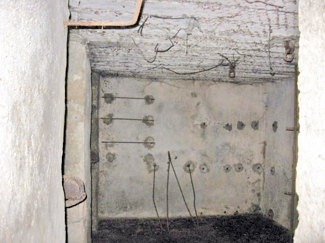 Ligne Maginot - MERRENBAND 1 - (Blockhaus pour arme infanterie) - L'intérieur - Christian LENHARD