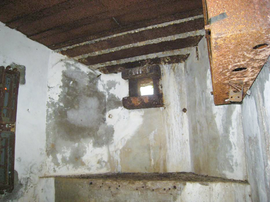 Ligne Maginot - CB318 - GINSKLOPP EST - (Blockhaus pour arme infanterie) -  - Pruzsina jerome
