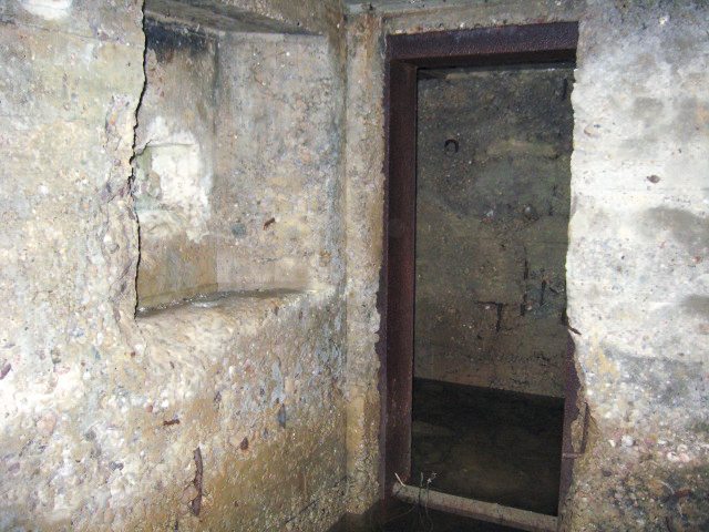 Ligne Maginot - NEUWIESE 1 - (Blockhaus pour arme infanterie) - L'entrée - Christian LENHARD