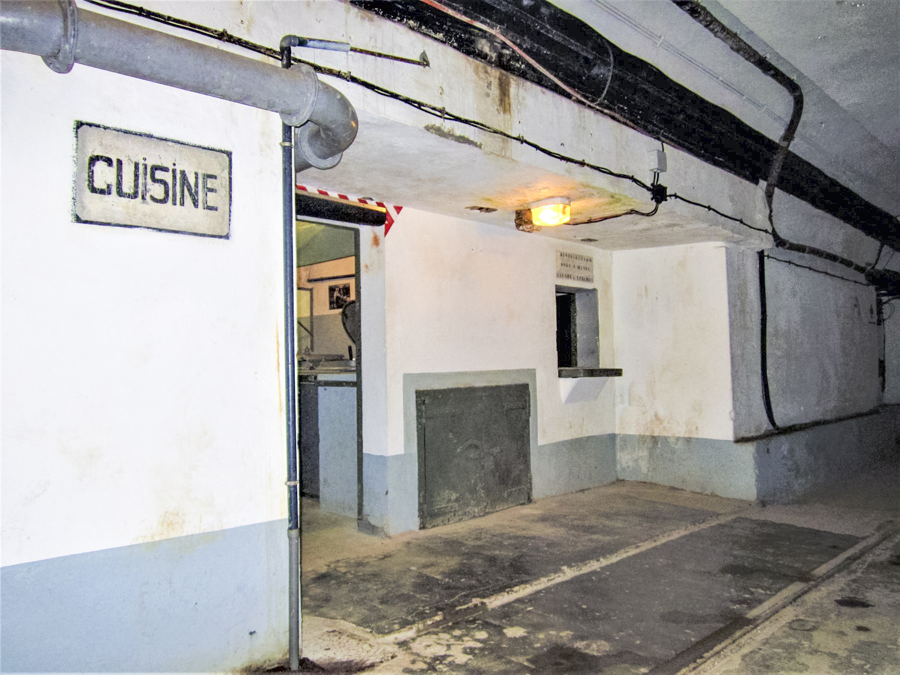 Ligne Maginot - FOUR A CHAUX - FAC - (Ouvrage d'artillerie) - Entrée et pass de la cuisine - Gregory Fuchs