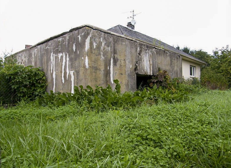 Ligne Maginot - CB170 - CATTENOM CENTRE - (Blockhaus pour canon) -  - © Jean-Louis AUBLET & Sylvie MAINGUIN (www.attila-
