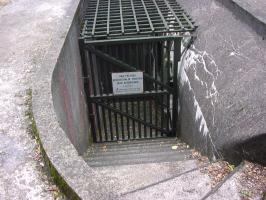 Ligne Maginot - SCHOENENBOURG - (Ouvrage d'artillerie) - Entrée des hommes
L'entrée refaite après guerre