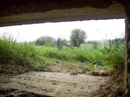 Ligne Maginot - DIEBELSWIESE - (Blockhaus pour arme infanterie) - Vue par le créneau