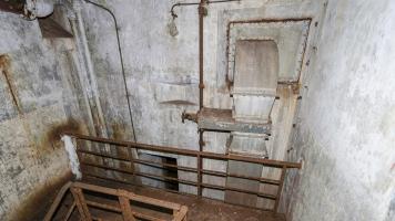 Ligne Maginot - FROHMUHL (PC DU QUARTIER KAPELLENHOF - II/153° RIF) - (Abri) - Haut du coffre  d'entrée Ouest
Prise d'air