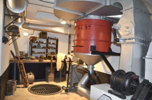 Ligne Maginot - 86 - ASCHENBACH - (Casemate d'infanterie - Double) - La ventilation et l'atelier en cours de restauration