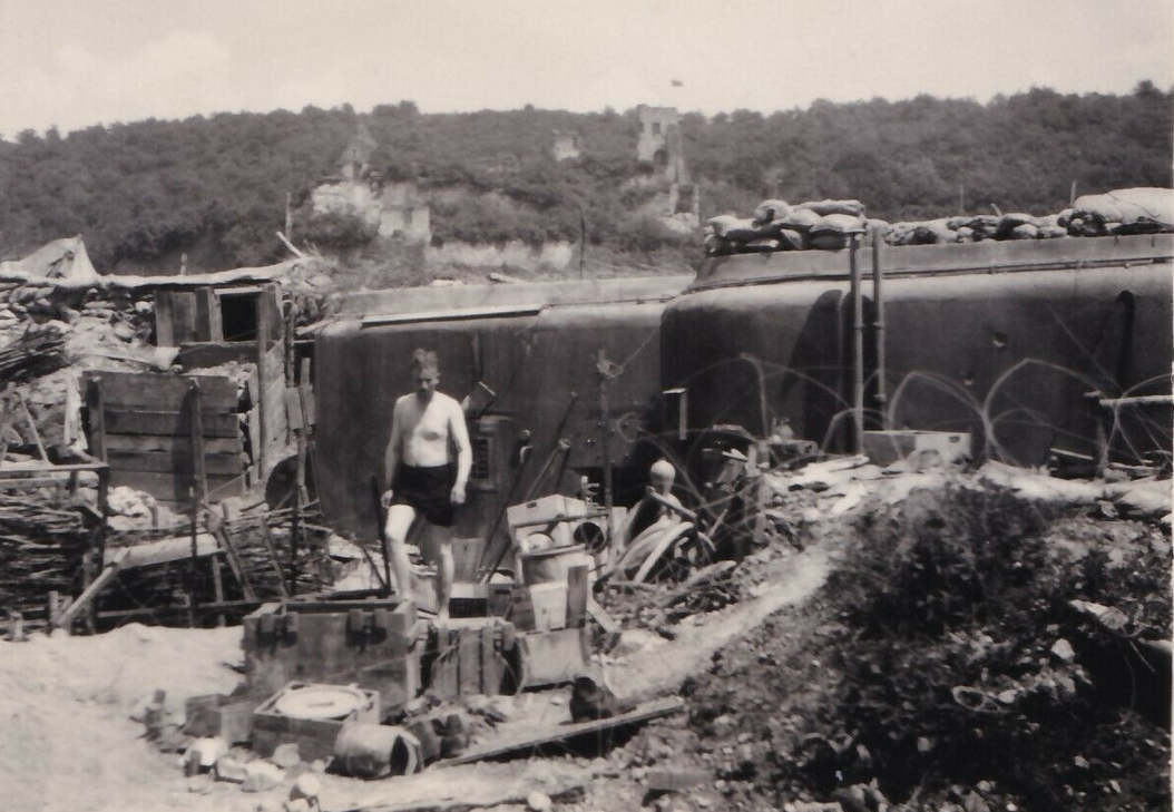 Ligne Maginot - 46A/1 - LIMBOURG PONT - (Abri) - Photo prise en 1940 - inconnu