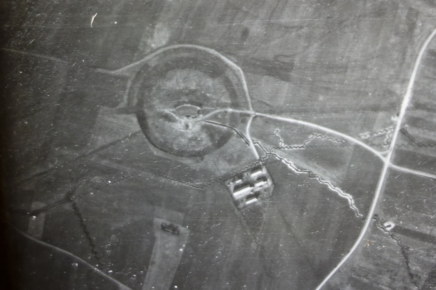 Ligne Maginot - Vue aérienne du 9 mars 1940 - Vue aérienne de l'ouvrage prise lors d'une mission du 9 mars 1940 depuis une altitude de 2000 m. Observateur : aspirant Spérius. - Armée Française - aspirant Spérius