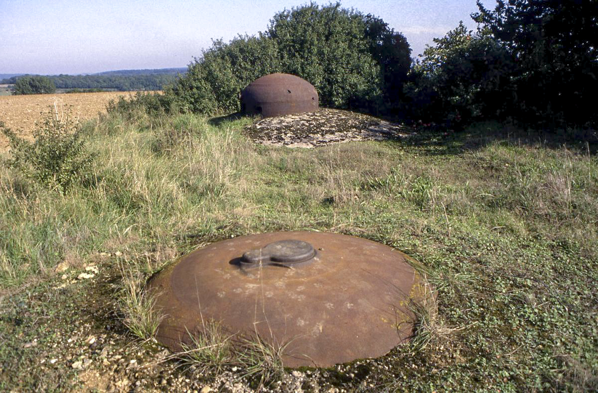 Ligne Maginot - PUXIEUX - O2 - (Observatoire d'artillerie) - La cloche périscopique et la Cloche JM - Valentin Hemmert